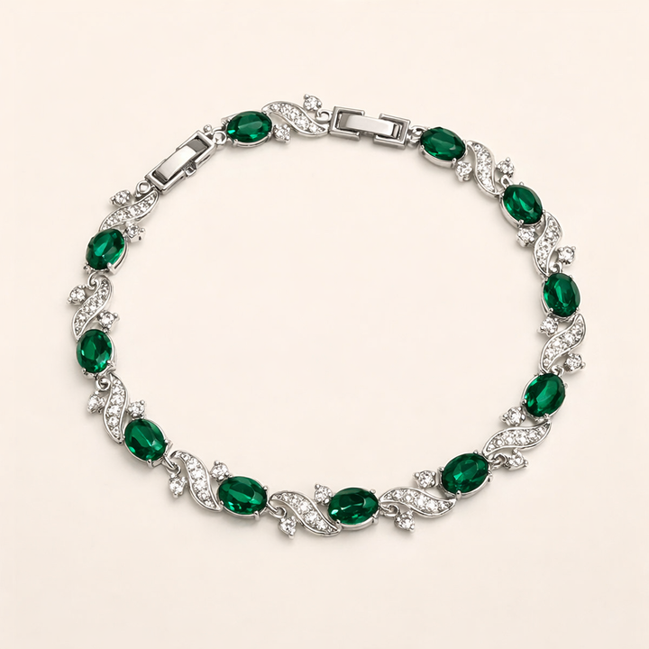Elegante witgouden armband met verfijnde details