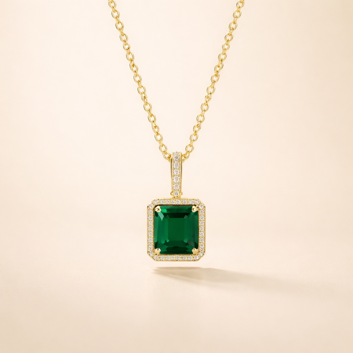 Elegante gouden ketting met verfijnde details