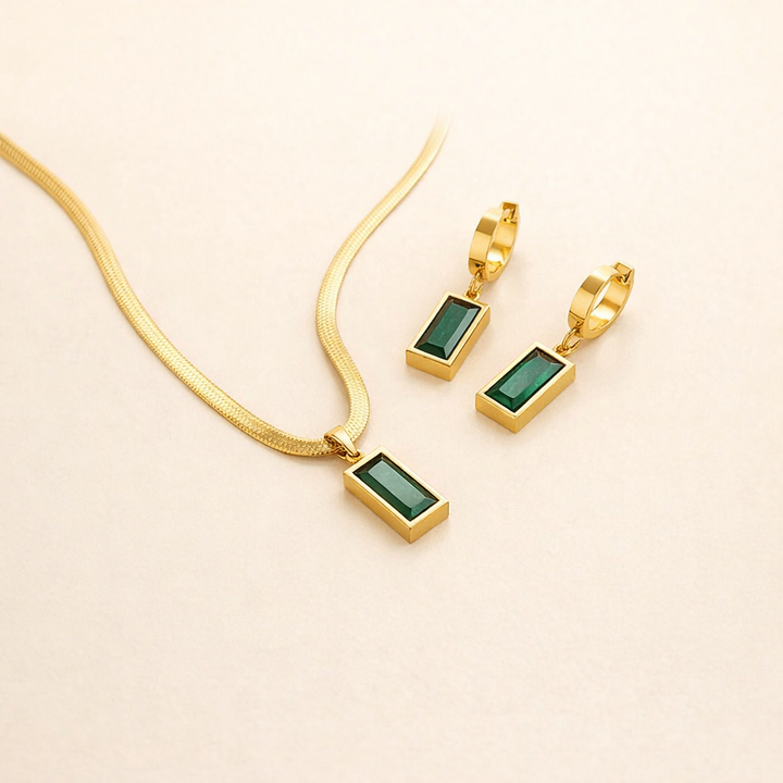 Elegante gouden ketting met verfijnd hangertje