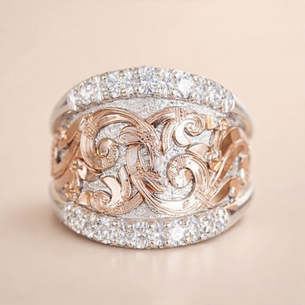 Verfijnde zilveren ring met rozenblaadjesdesign