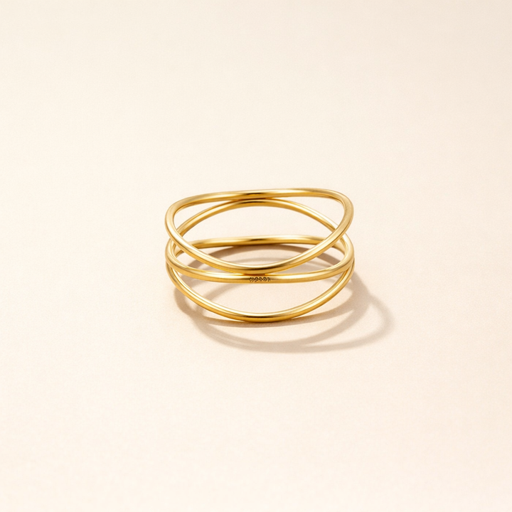Verfijnde gouden ring met eindeloze lus