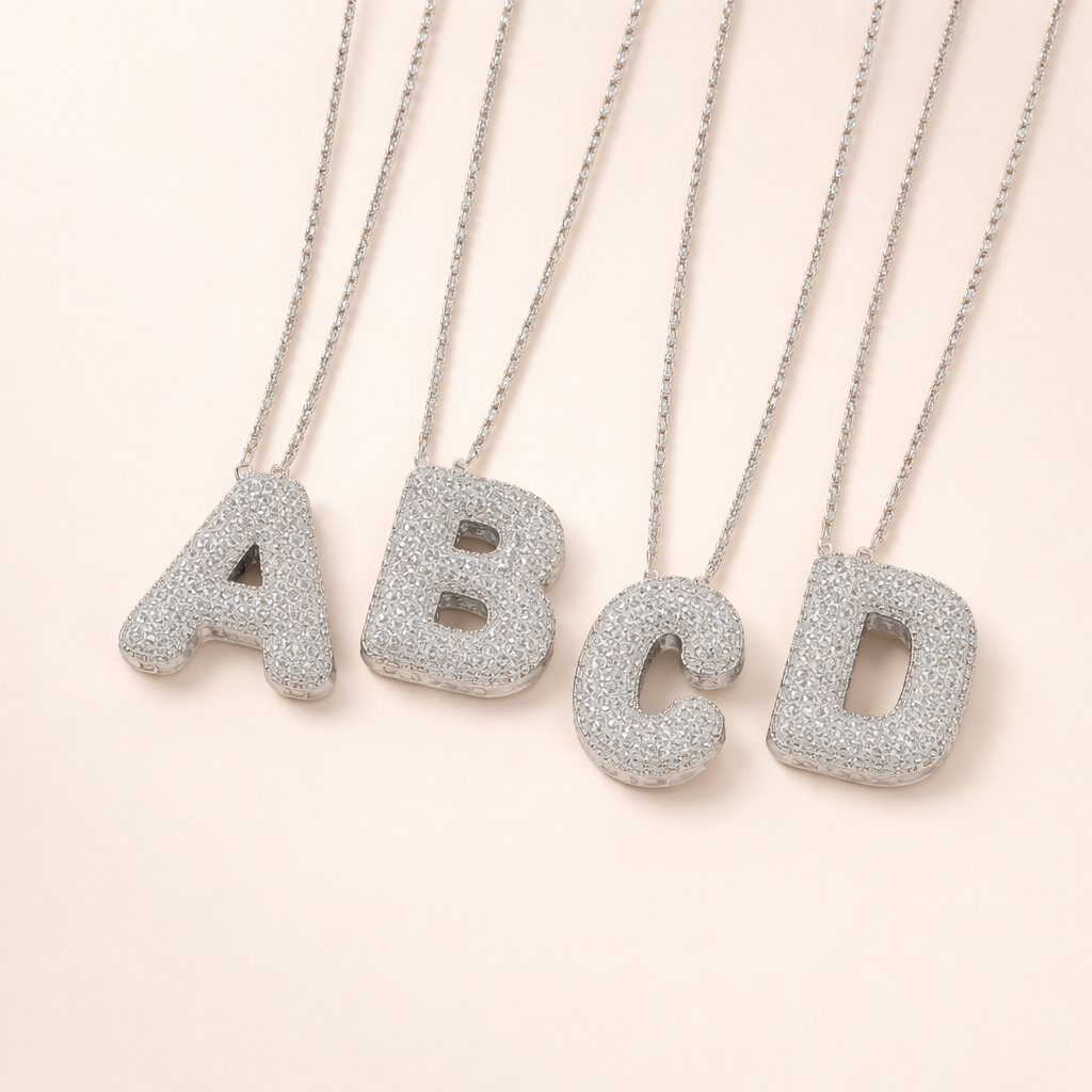Elegante witte gouden ketting met bubbels