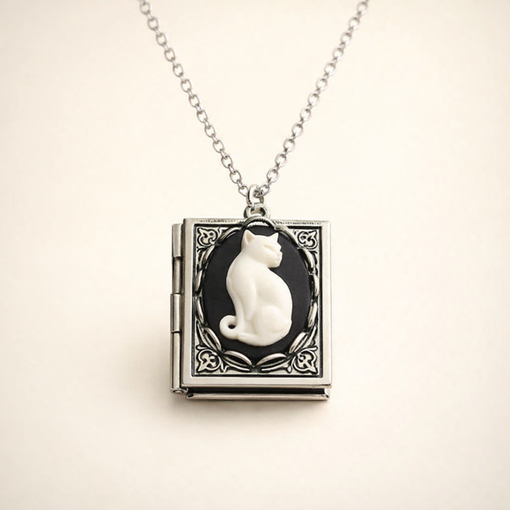 Vintage Kat Boek Hanger Ketting – Draaibare Pagina Ontwerp