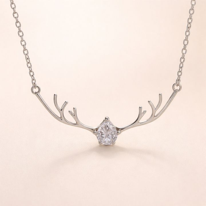 Hertengewei Ketting met Delicaat Hart Bedel