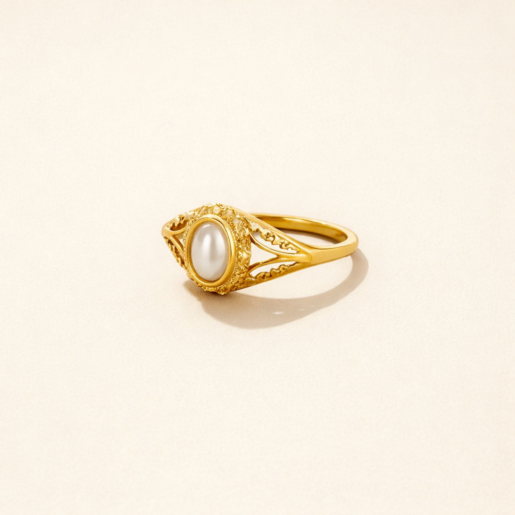 Vintage Royal Pearl Ring