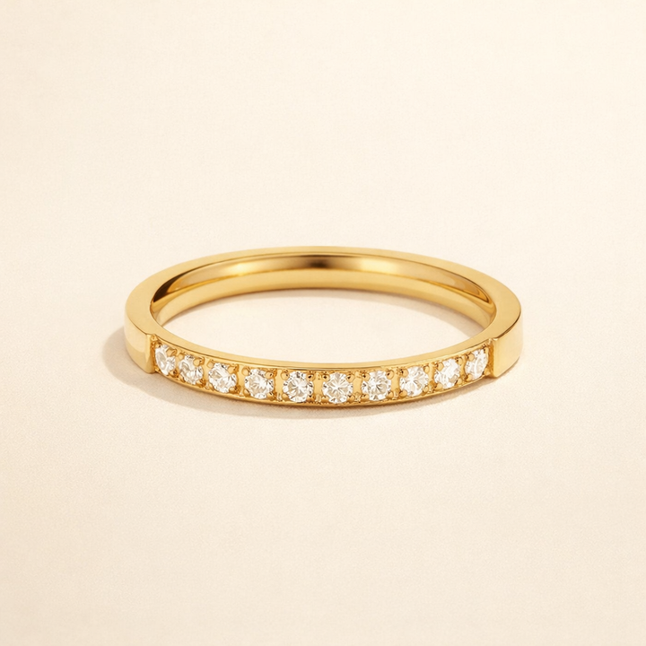 Tijdloze Schoonheid 18K Kristallen Ring