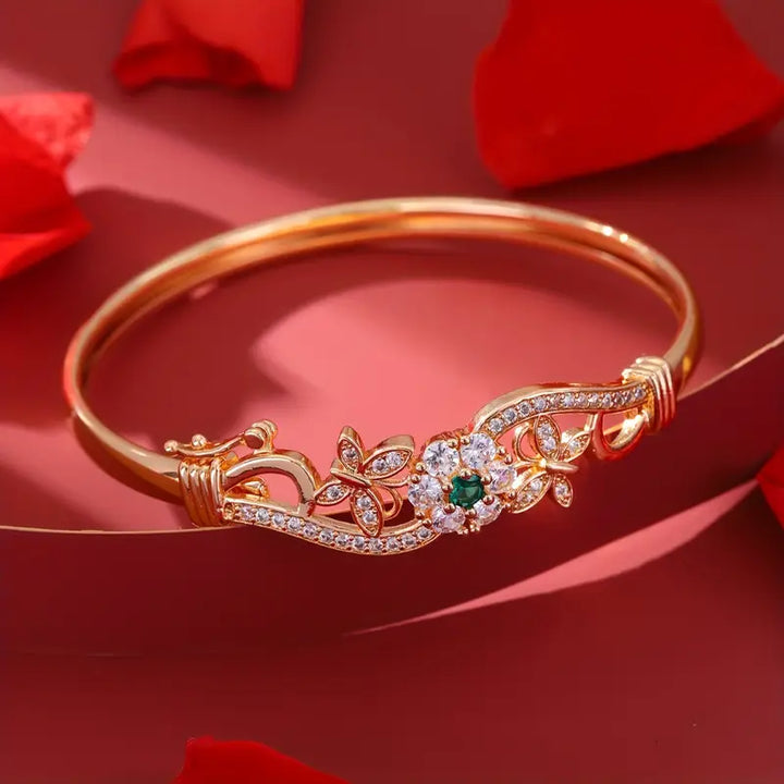 Zachte gouden armband met verfijnde details