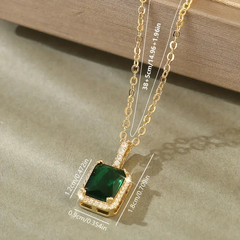 Elegante gouden ketting met verfijnde details