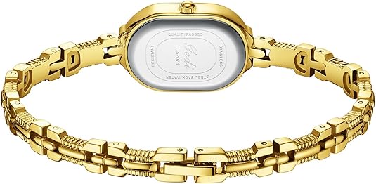 Elegante witgouden ketting met subtiele zirkonia details