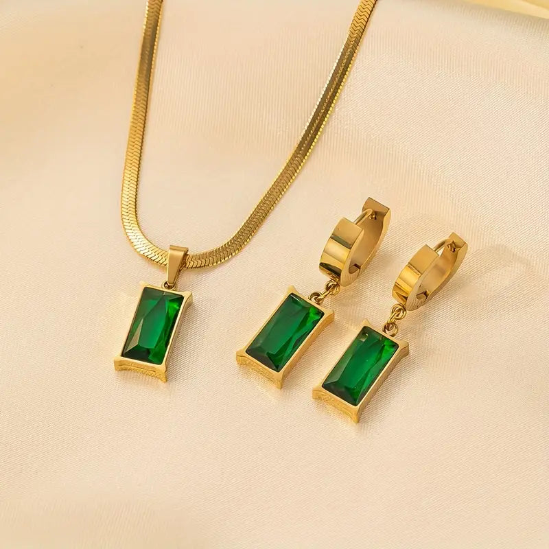 Elegante gouden ketting met verfijnd hangertje