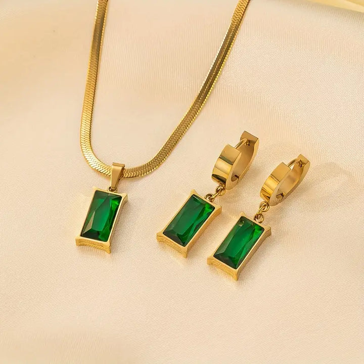 Elegante gouden ketting met verfijnd hangertje