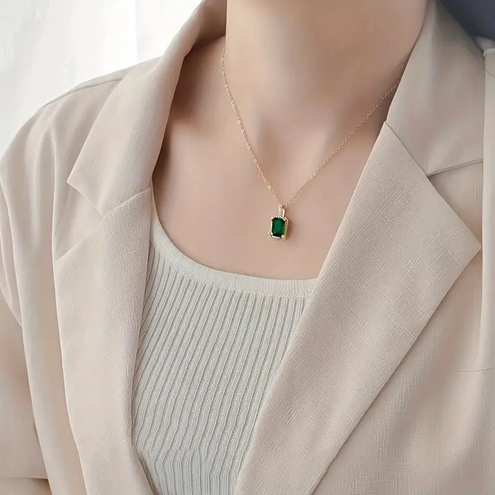 Elegante gouden ketting met verfijnde details
