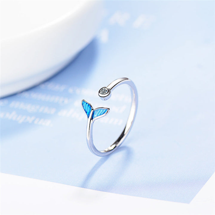 Zilveren ring met zirkonia en elegante golfvorm