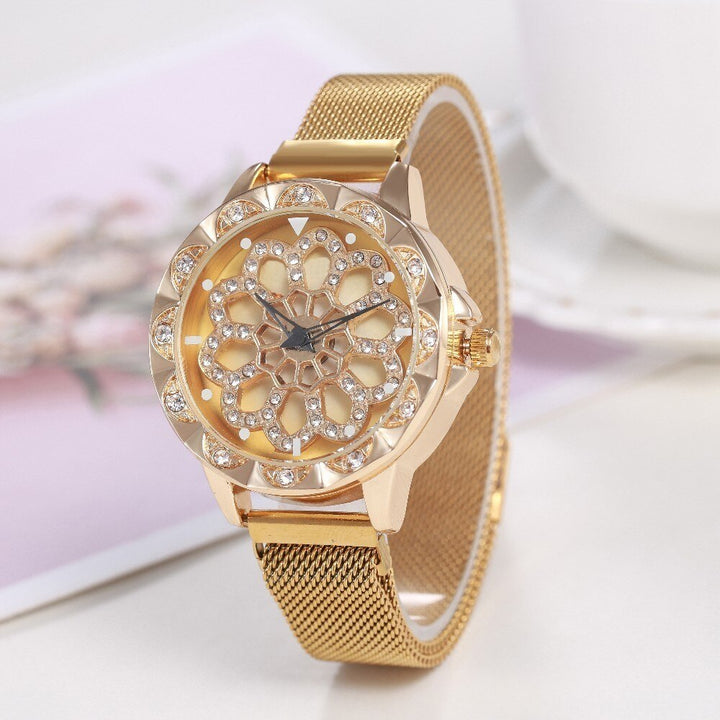 Elegante horloge met bloem motief