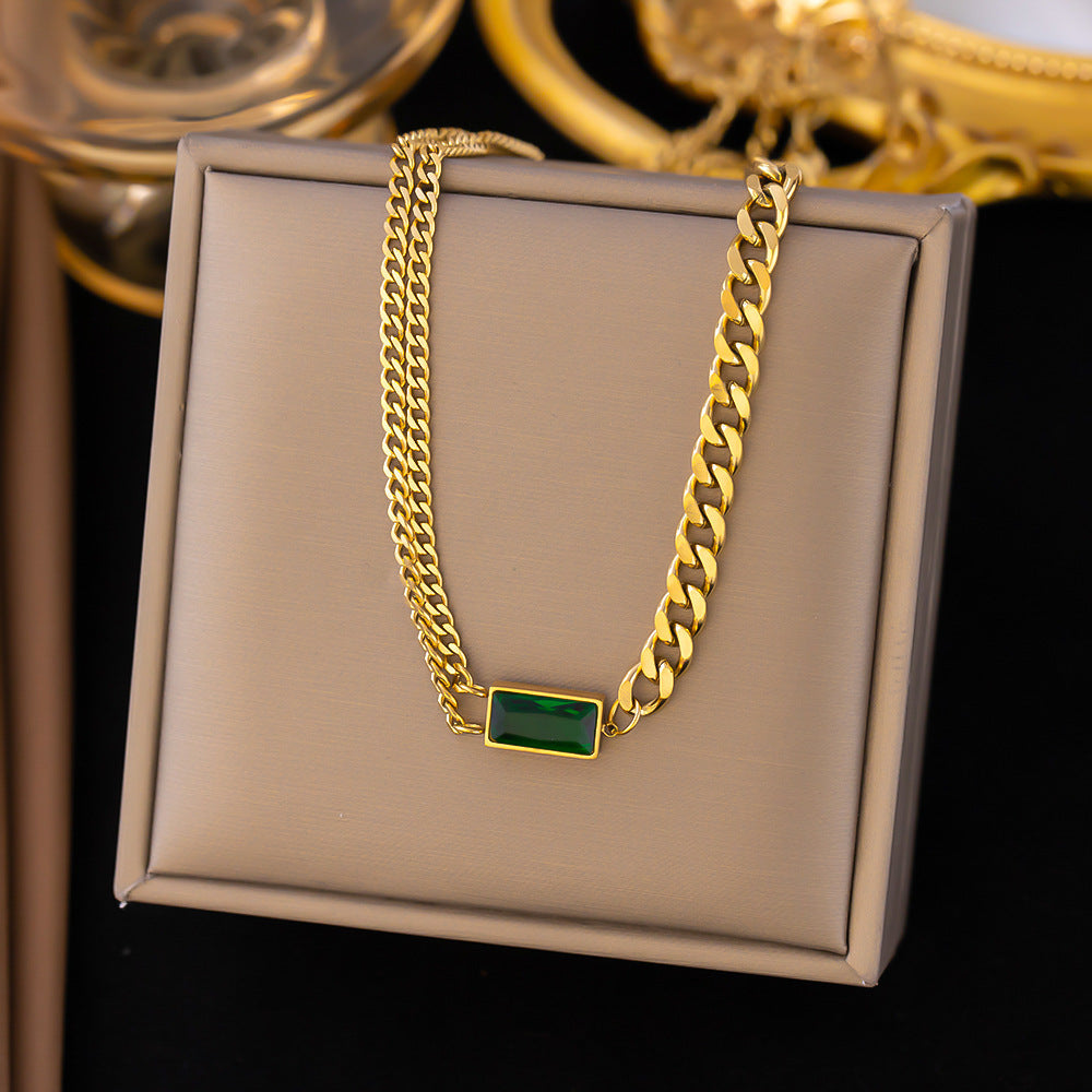 Zachte gouden ketting met een verfijnd hartje