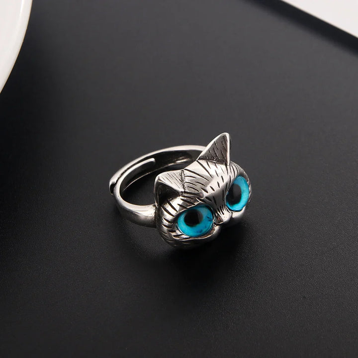 Blauwe-Ogen Kat Ring – Speelse Vintage Zilveren Dierenring voor Kattenliefhebbers