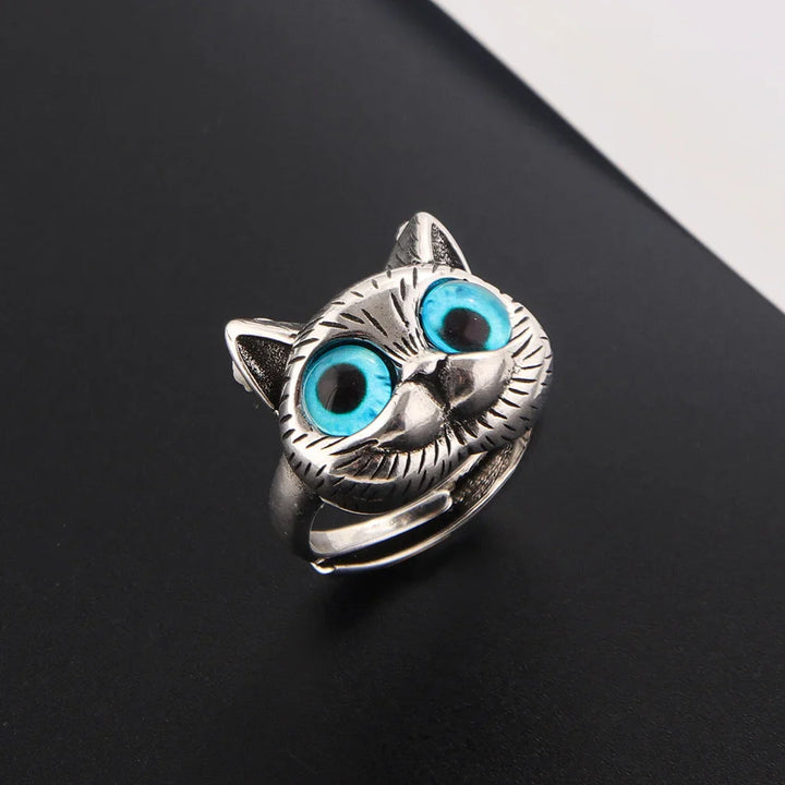 Blauwe-Ogen Kat Ring – Speelse Vintage Zilveren Dierenring voor Kattenliefhebbers