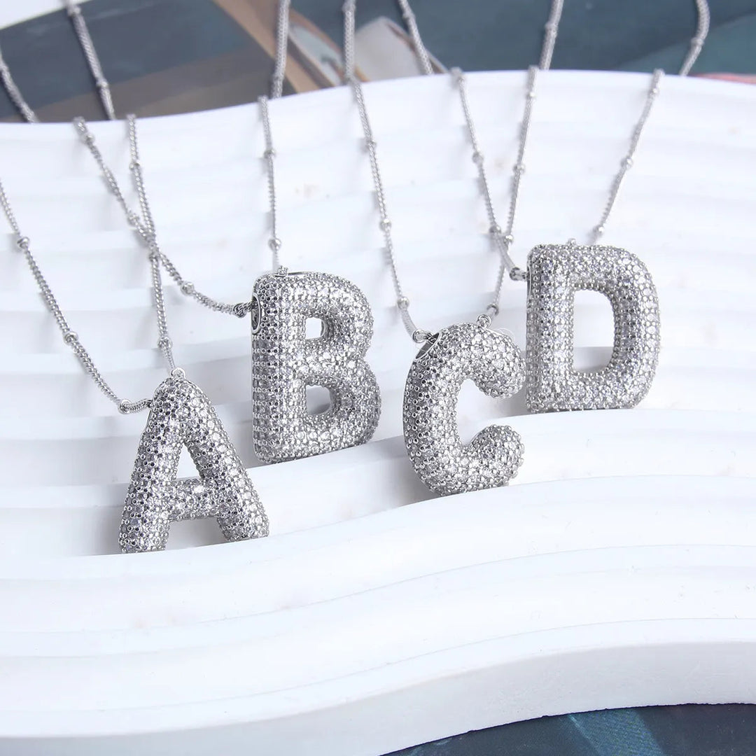 Elegante witte gouden ketting met bubbels