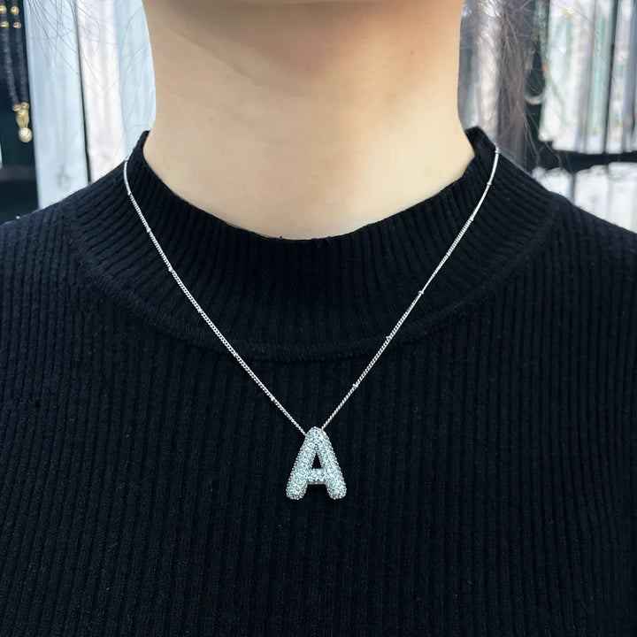 Elegante witte gouden ketting met bubbels