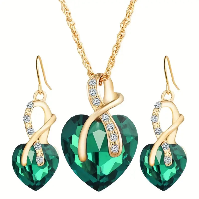 Elegante gouden ketting met subtiele zirkonia details