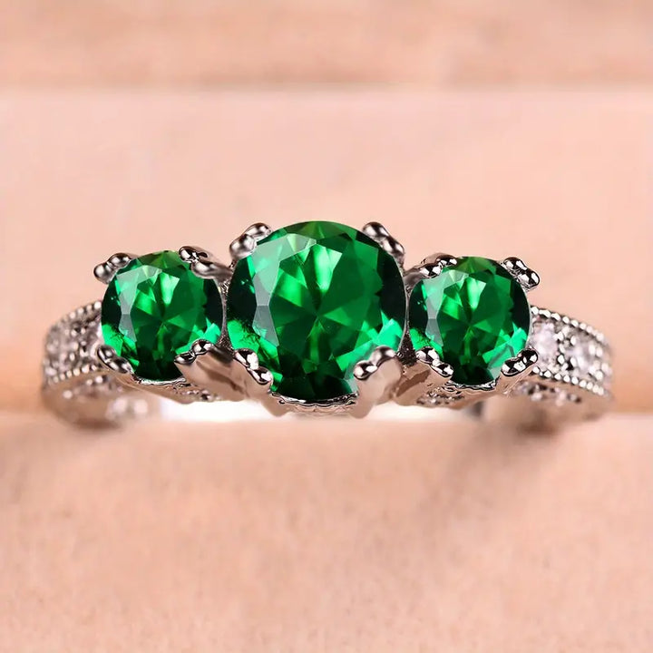 Elegante ring van wit goud met verfijnd ontwerp