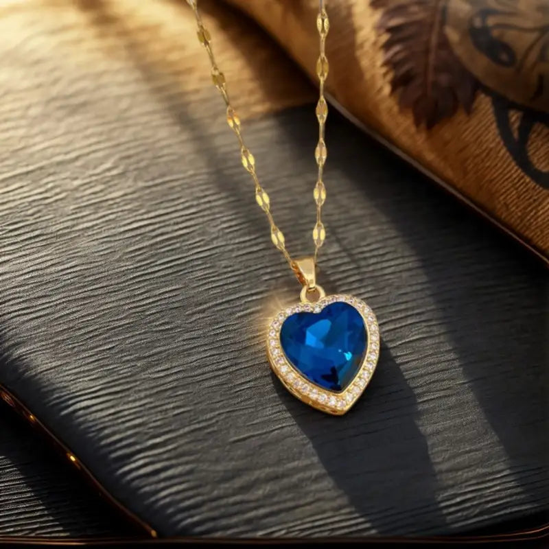 Elegante gouden ketting met verfijnde details