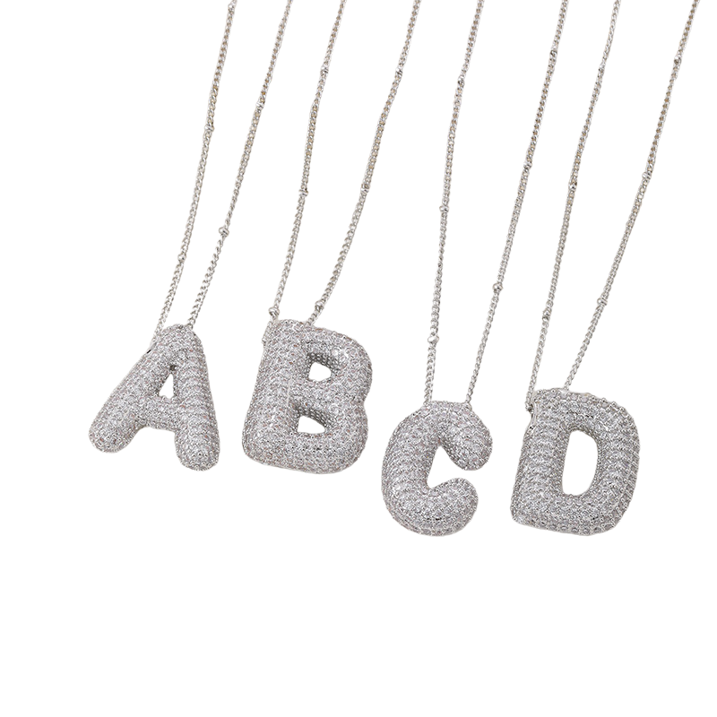 Elegante witte gouden ketting met bubbels