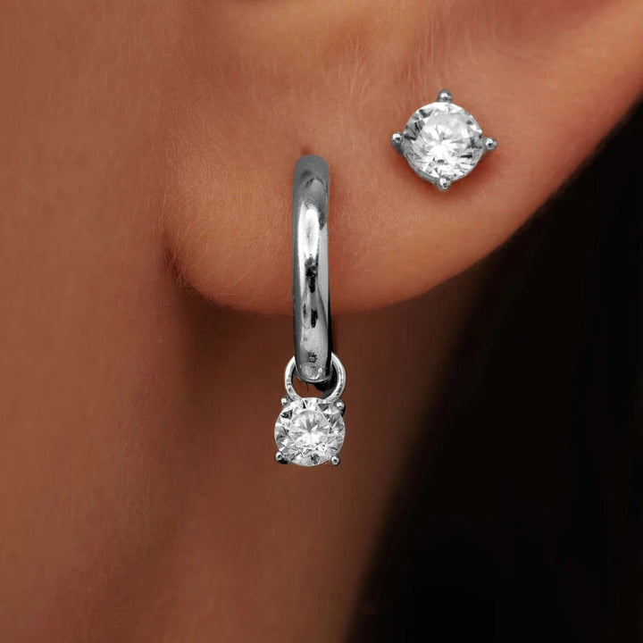 Elegante oorbellen van wit goud met maansteen