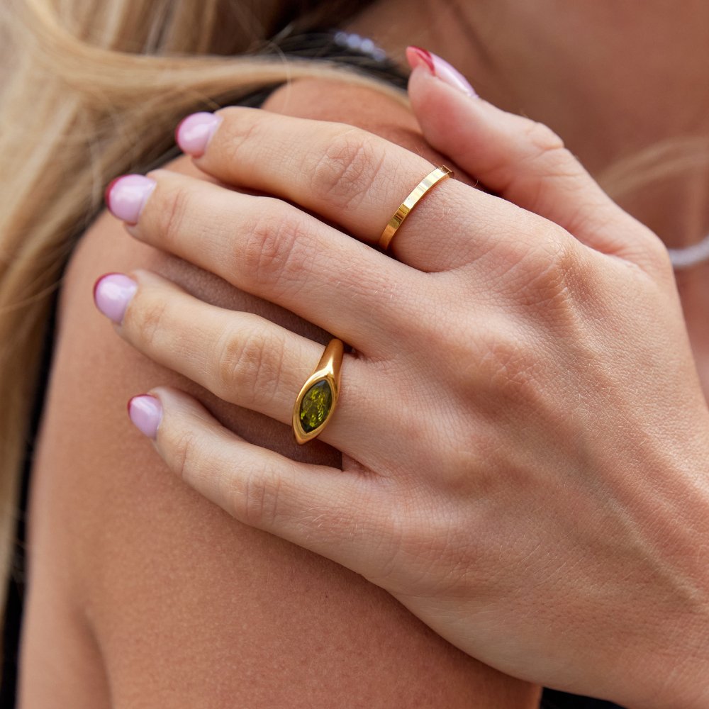 Verfijnde groene zirkonia ring