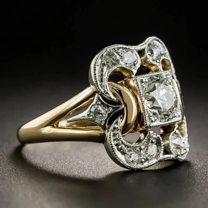 Elegante gouden ring met vintage zirkonia details
