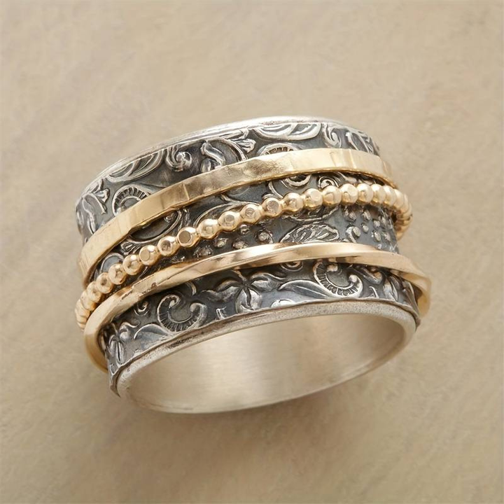 Elegante gouden ring met verfijnd ontwerp