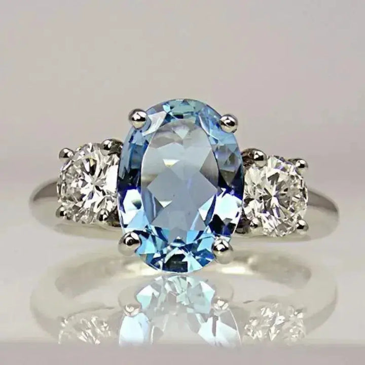 Elegante ring met blauwe zirkonia in echt zilver