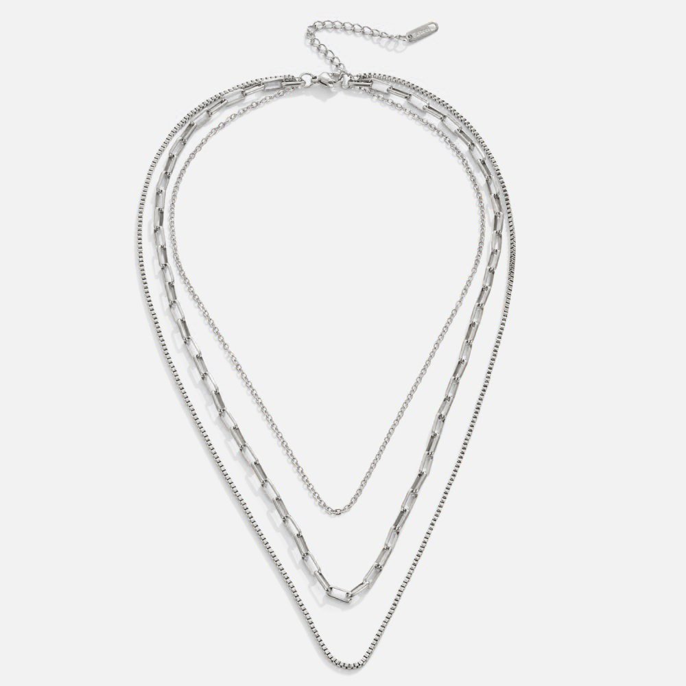Elegante zilveren schichtketting met subtiele details