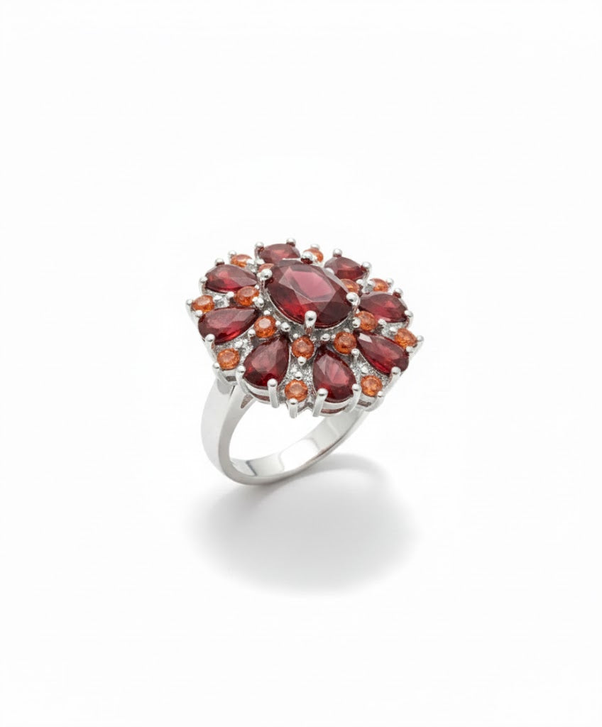 Elegante gouden ring met scharlaken bloemblaadjes
